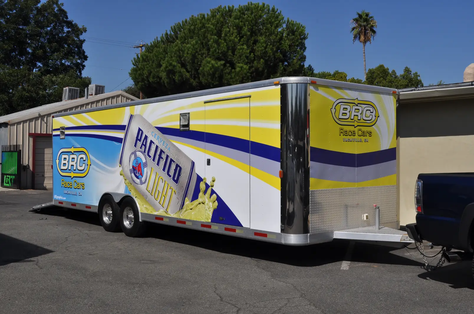 custom trailer wraps near me